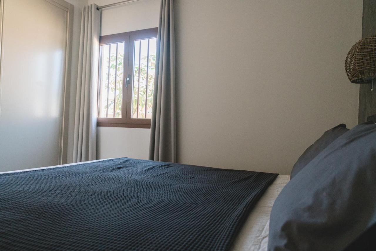 Moderne Villa Met Verwarmd Zwembad In كوراليهو المظهر الخارجي الصورة
