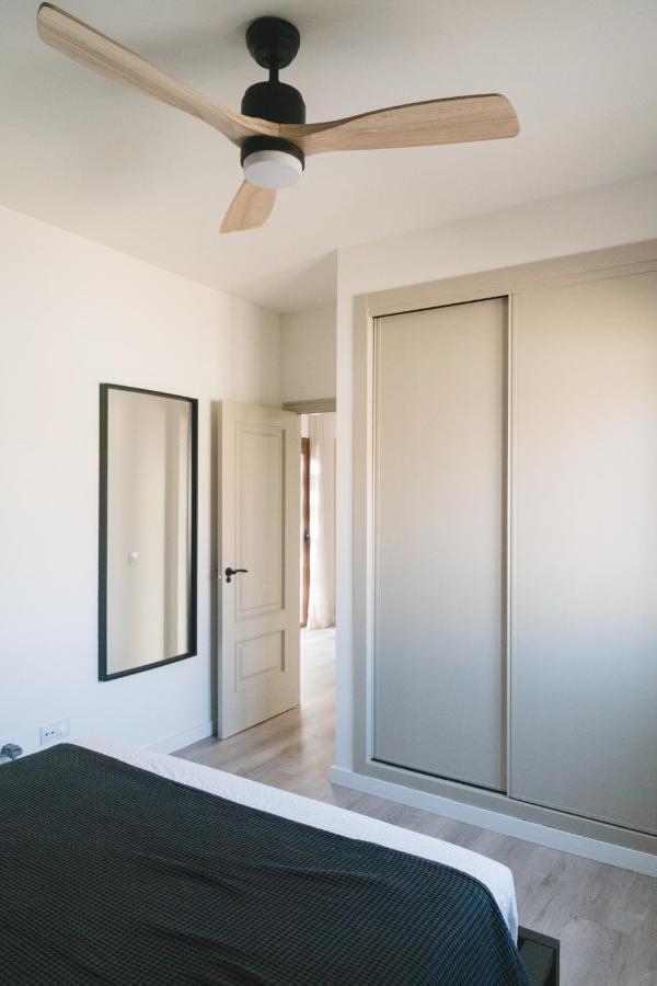Moderne Villa Met Verwarmd Zwembad In كوراليهو المظهر الخارجي الصورة